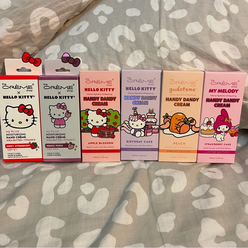 1 HELLO KITTY HAND LOTION